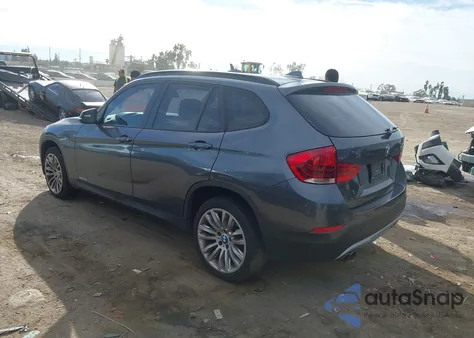 2015 BMW X1 Sdrive28I z USA, uszkodzony, nr VIN WBAVM1C53FV318159